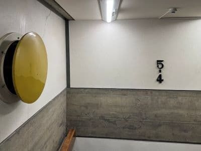 高松のモダニズム建築の一つ香川県庁舎ロビー
