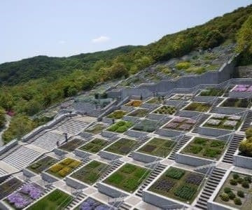 淡路夢舞台百段苑