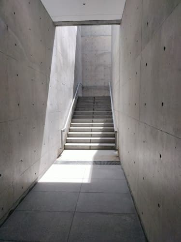 淡路夢舞台 教会から屋上へ行く通路