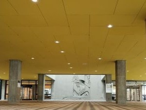 ル・コルビュジエの影響を色濃く受けた瀬戸内の建築の一つである建築家前川國男による旧岡山総合文化センター