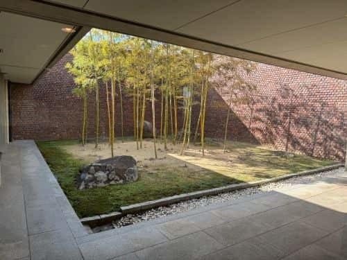 林原美術館 中庭