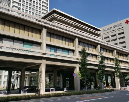 建築家丹下健三による香川県庁舎低層棟