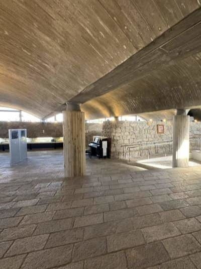 若人の広場展示資料室