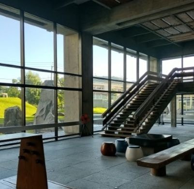 香川の名建築である香川県庁舎のロビー