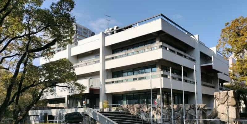 芦原義信による旧香川県立図書館