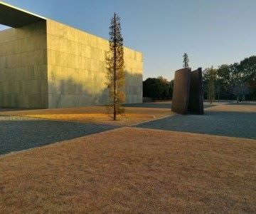 豊田市美術館
