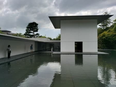 鈴木大拙館 思索空間の棟