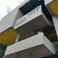 香川県庁舎ロビー