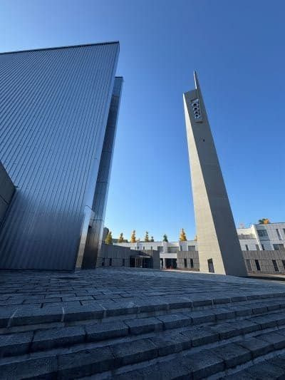 建築家丹下健三が設計した瀬戸内にある東京カテドラル聖マリア大聖堂