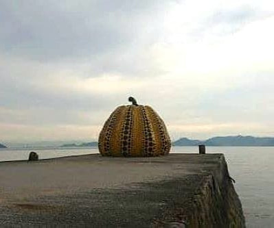 草間彌生「黄色い南瓜」