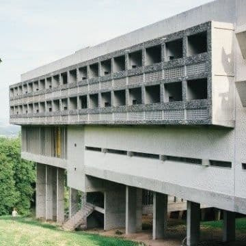ラトゥーレット修道院(ル・コルビュジエ)