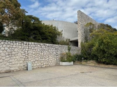 瀬戸内の現代アートが楽しめるベネッセハウスミュージアム