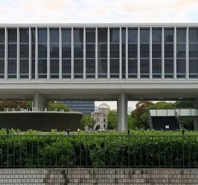 建築家丹下健三による広島記念平和公園