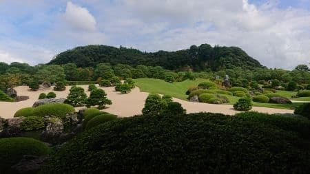 中根金作の作庭による足立美術館