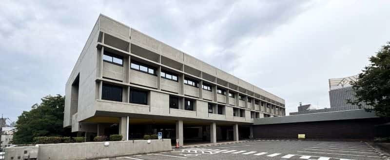 旧岡山県総合文化センター南側ファサード