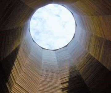 有名建築家による瀬戸内の展望台の一つ六甲枝しぐれ