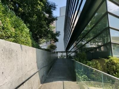 坂の上の雲ミュージアムアプローチ