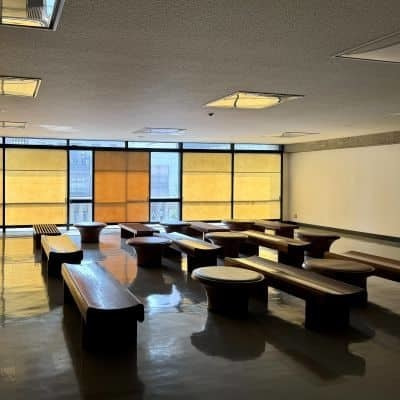 県民ホールロビー