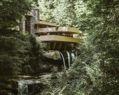 エドガー・カウフマンの邸宅（落水荘）