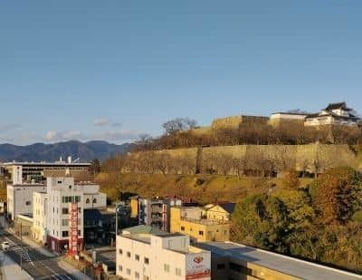 津山城と津山文化センター
