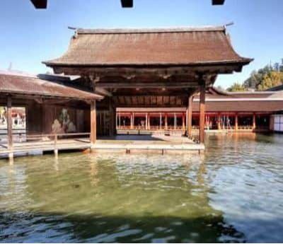 厳島神社