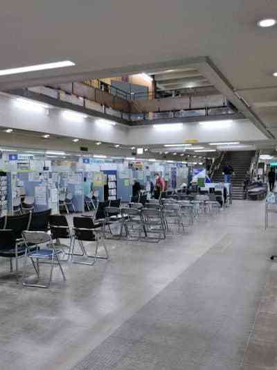 尼崎市庁舎