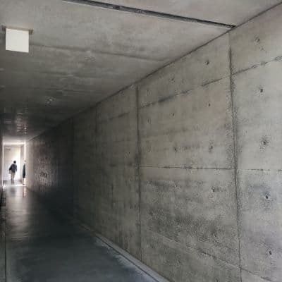 地中美術館